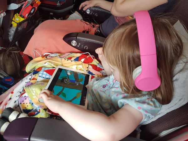 flying plane toddler ipad headphones