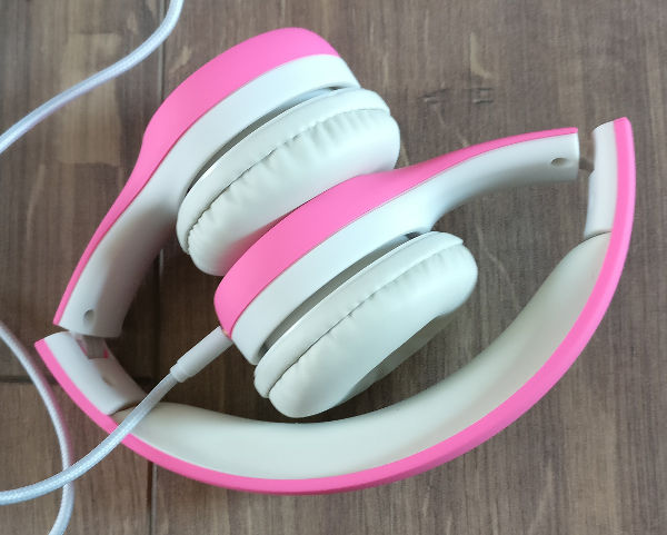 snug play childrens headphones folded