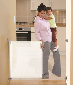 Dreambaby Retractable Safety Gate